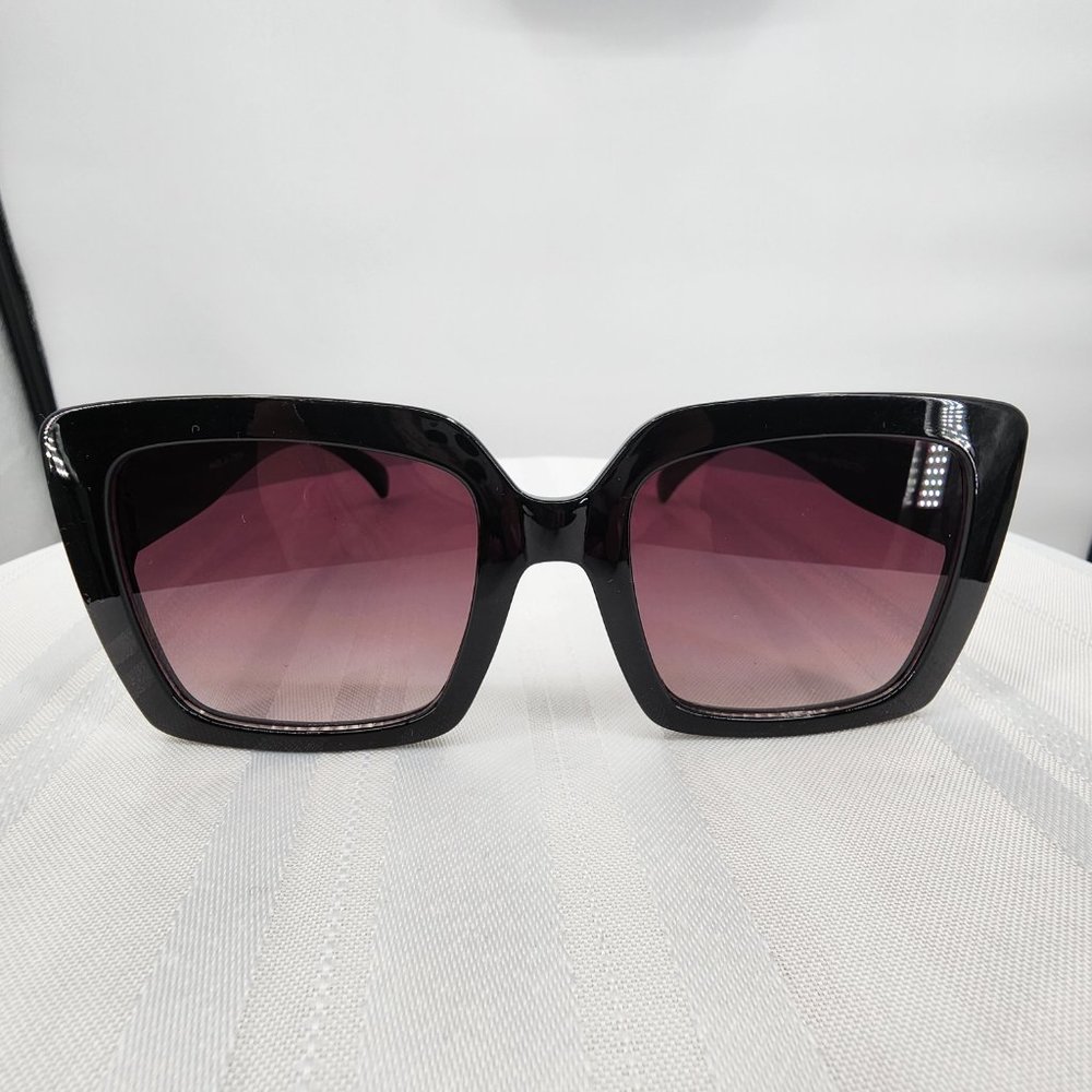 SIMPLY SOUTHERN Black Square Frame Sunglasses Sunnies 9014 NWT - Picture 2 of 8